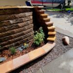 Rounded retaining wall with steps